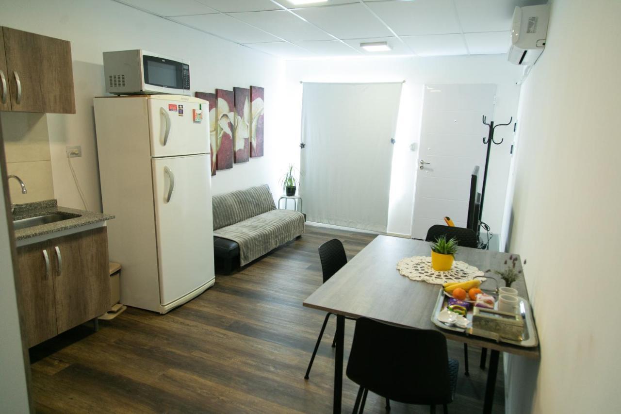 Dpto, 20 Minutos Al Estadio Kempes, Cerca De Quality, Hospital Privado Apartment